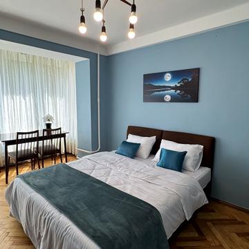 Авіаконструктора Антонова вул., 17