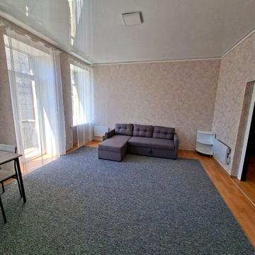Пастера вул., 10