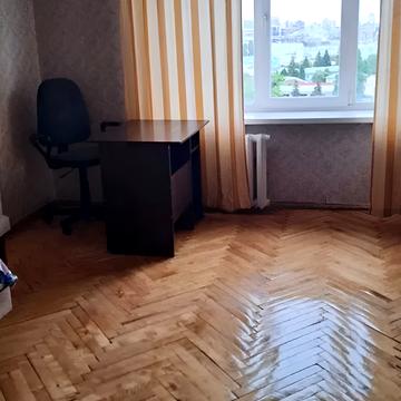 Карела Чапека вул. (Юліуса Фучика), 8