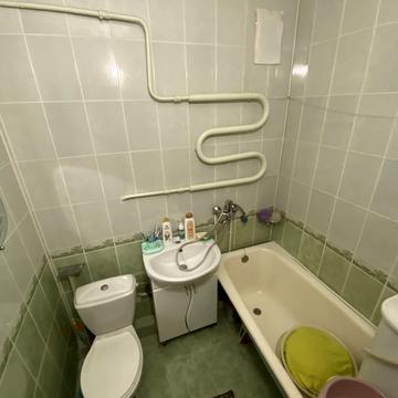 Героя України Дмитра Крамара вул., 14