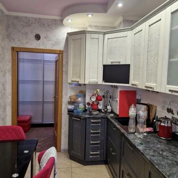 Алішера Навої просп., 69