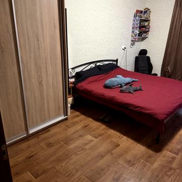 Академіка Глушкова просп., 9-Є