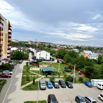 Героя України Дмитра Крамара вул., (Будинок)