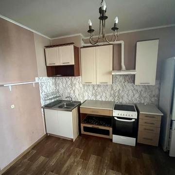 Білицька вул., 18