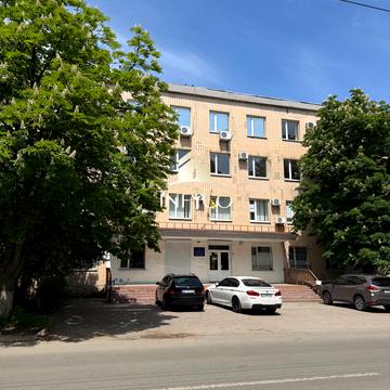 Академіка Корольова вул., 26