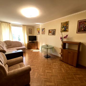 Елеваторна вул., 2