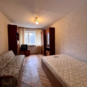 Івана Франка вул., 163