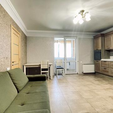 Осіння вул., 33