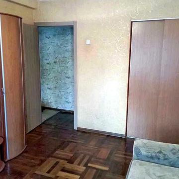 Рибальська вул., 11