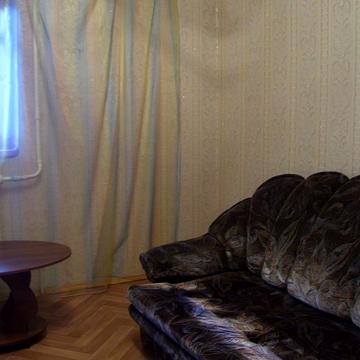 Івана Фунтового вул., 23