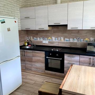 Сергія Данченка вул., 28