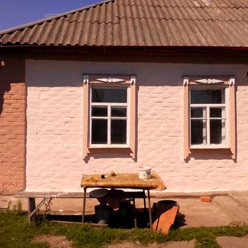 Центральна, 100