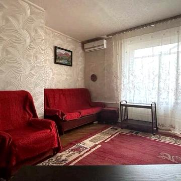 Лесі Українки бульв., 24