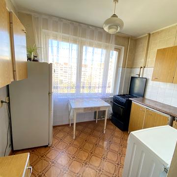 Романа Шухевича просп. (Генерала Ватутіна), 24-В