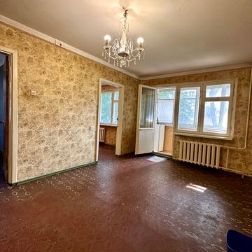 Небесної Сотні просп. (Маршала Жукова), 5