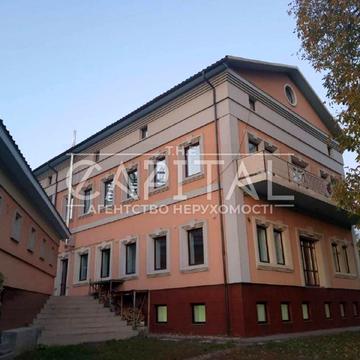 Монтажників вул., 9