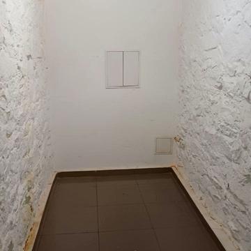 Юри Зойфера вул. (Анрі Барбюса), 3а