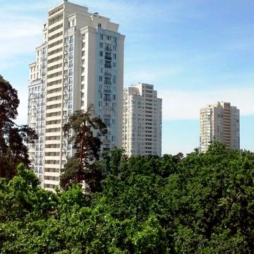 Львівська вул., 24