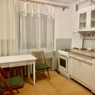 Володимира Великого вул. (Артема), 32