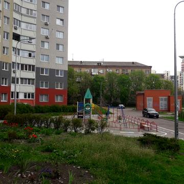 Юлії Здановської вул. (Ломоносова), 81-Б