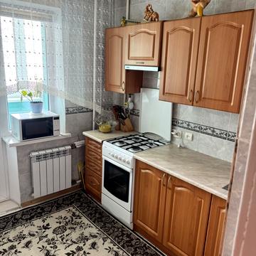 Драгоманова вул., 18