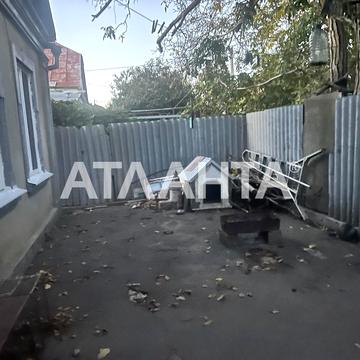 15-та лінія 6ст. Люстдорфської дор, 100
