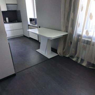 Наукова вул., 43