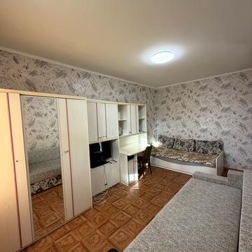 Червоної Калини просп. (Володимира Маяковського), 20-Г