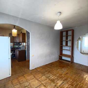 Йорданська вул. (Лайоша Гавро), 22-Б