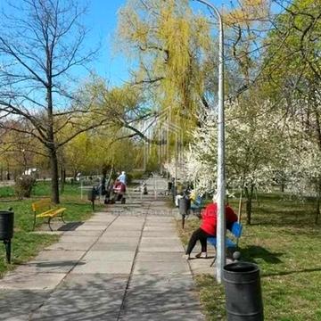Русанівська набережна вул., 12/1