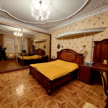 Софіївська вул., 20