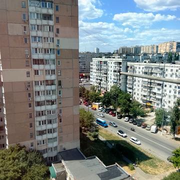 Євгена Чикаленка вул., 67