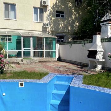 Кондрашина вул., 7/9