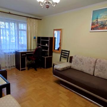 Вука Караджича вул. (Зорге), 14а
