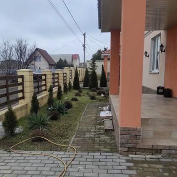 Київська вул., 1