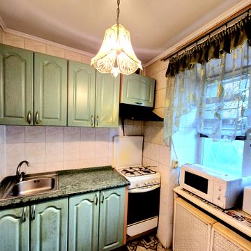 Голосіївський просп. (40-річчя Жовтня), 100/2