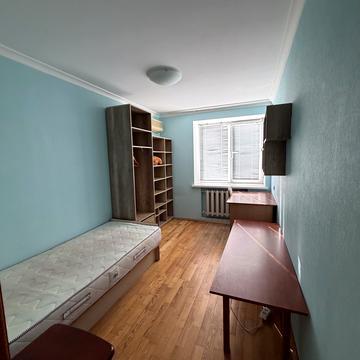 Бородинська вул., 14