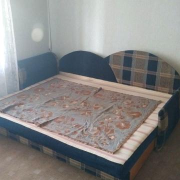 Русанівська набережна вул., 4