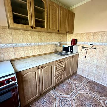 Євгена Коновальця вул., 146
