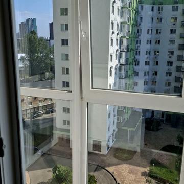 Івана Виговського вул. (Маршала Гречка), 10-Е