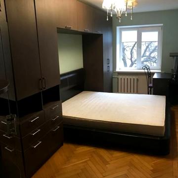 Середньофонтанська вул., 53/55