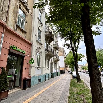 Степана Бандери вул. (), 61