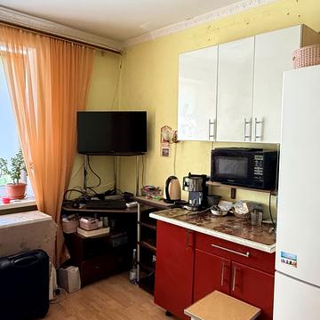 Голосіївський просп. (40-річчя Жовтня), 17-Б