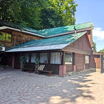 львівське, 13