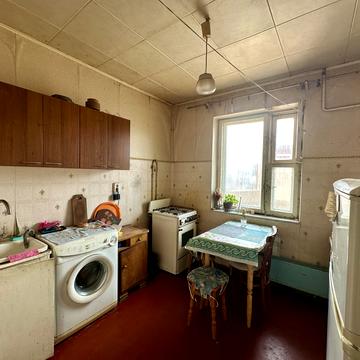 Каштанова вул., 13
