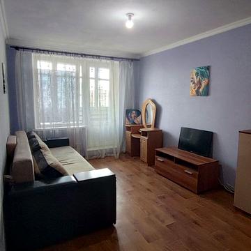 Гвардійців-Широнінців вул., 73