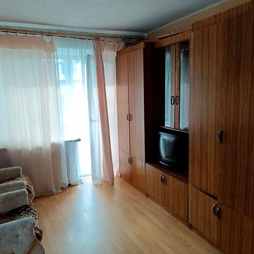 Олександра Поля просп. (Кірова), 72