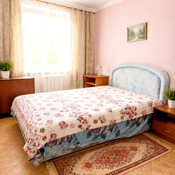 Верховної Ради бульв., 19-Б