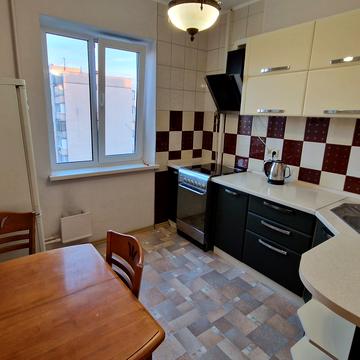 Архітектора Вербицького вул., 8-А