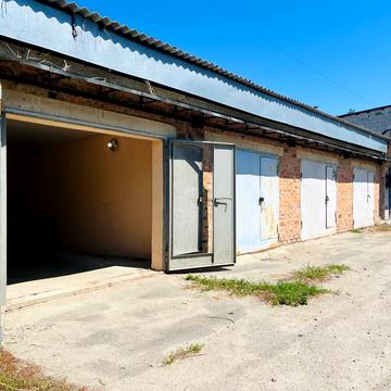 Героїв України вул. (Гагаріна), 27
